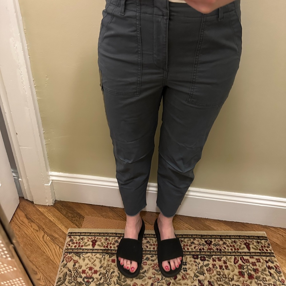 NWT Banana Republic Girlfriend chinos size 6 PETITE